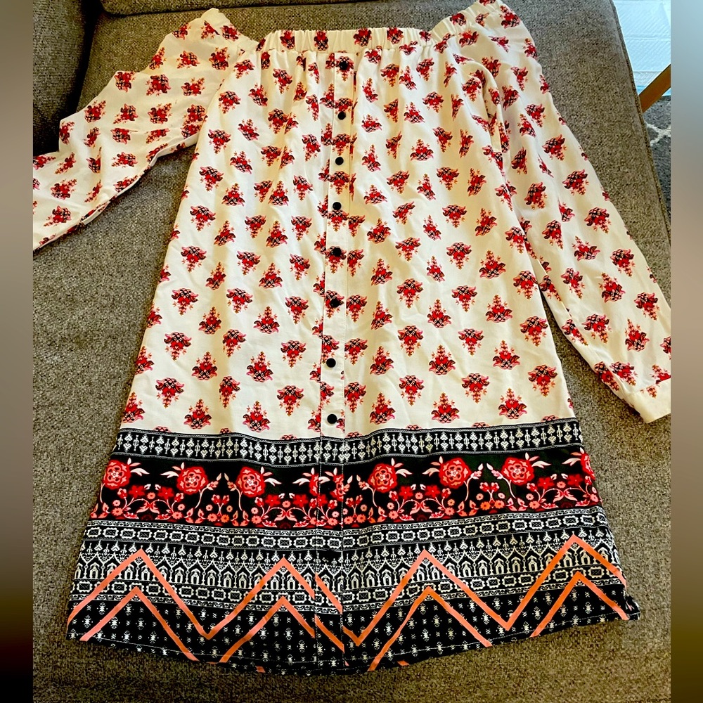 Xhilaration Off‎ The Shoulders Floral Tribal Dress